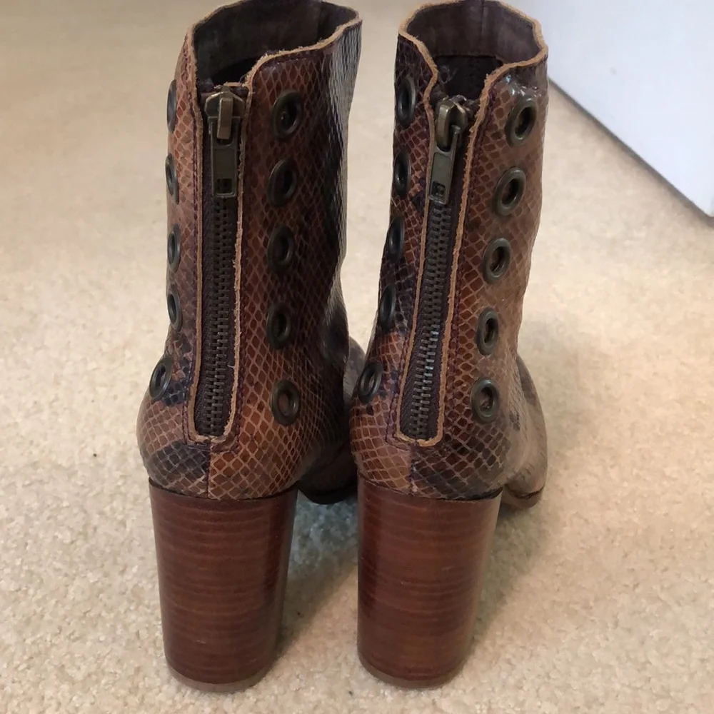 Snake Booties - Picture 4 of 6